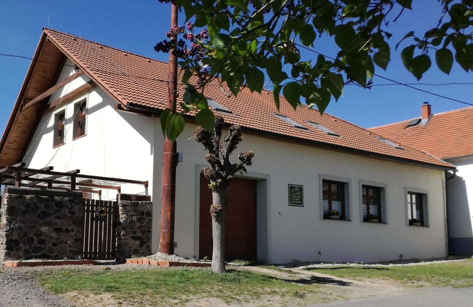 Appartement Zeleny Statek à Bzova Extérieur photo